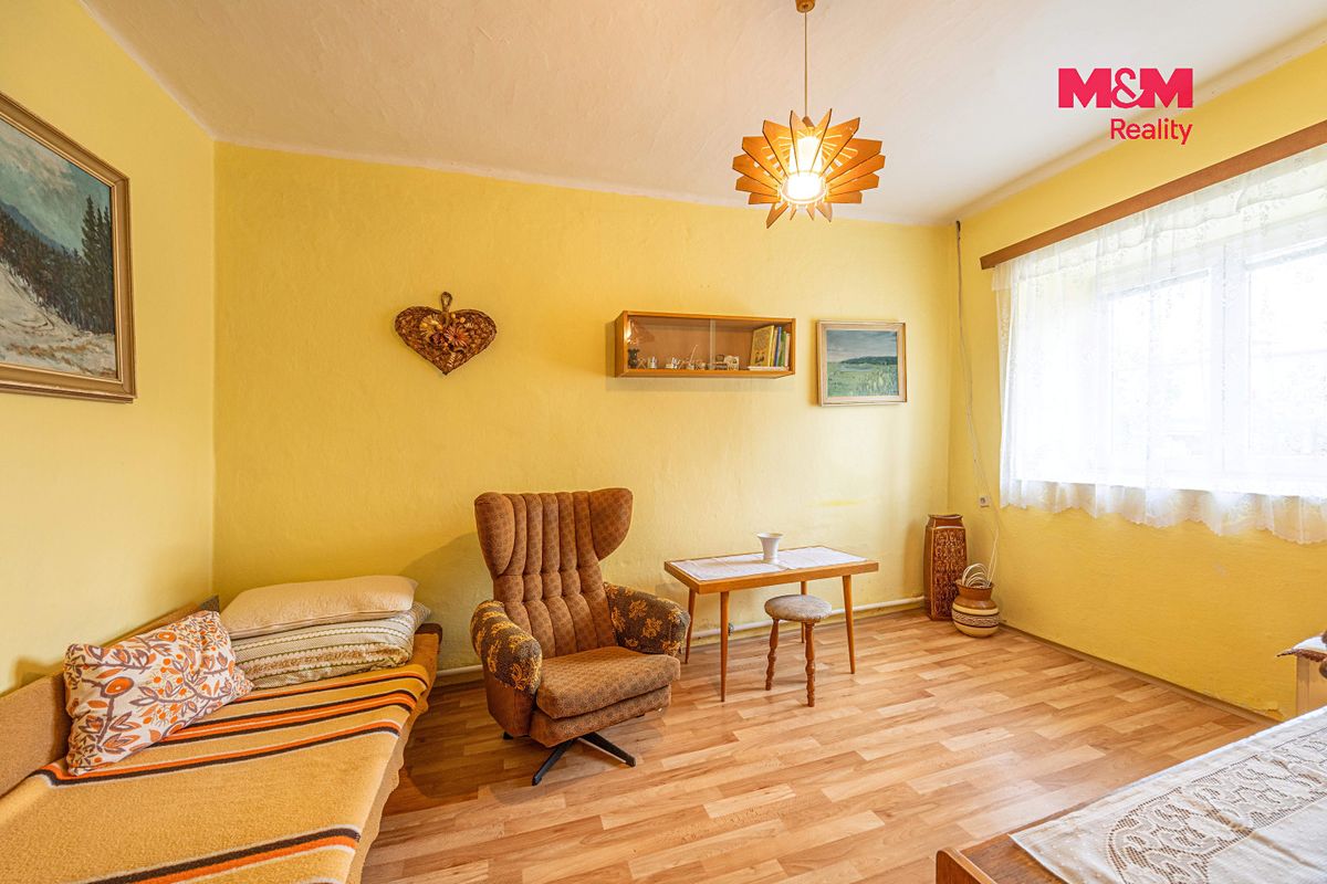 Prodej rodinného domu 174 m², pozemek 732 m² – fotografie 5