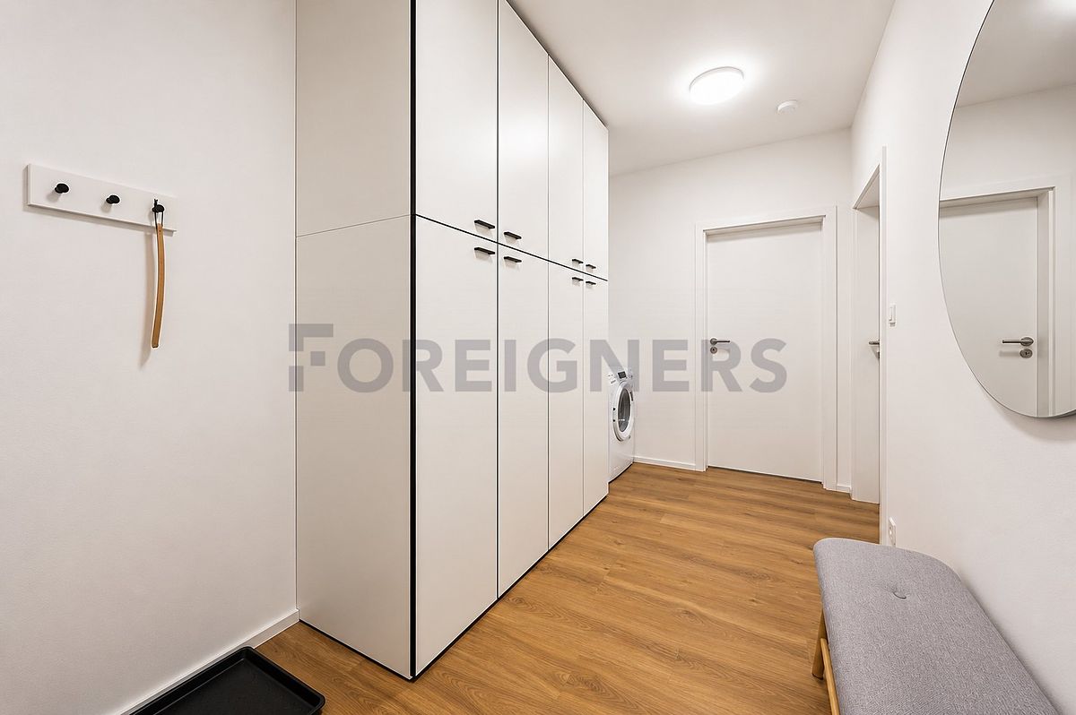Pronájem bytu 1+kk 38 m² – fotografie 4