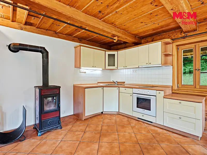 Prodej rodinného domu 236 m², pozemek 1739 m², Mařenice – náhled fotky 3