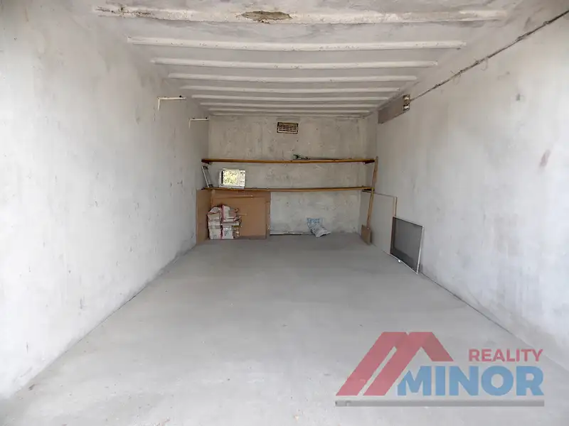 Pronájem garáže 20 m², Slaný – náhled fotky 3