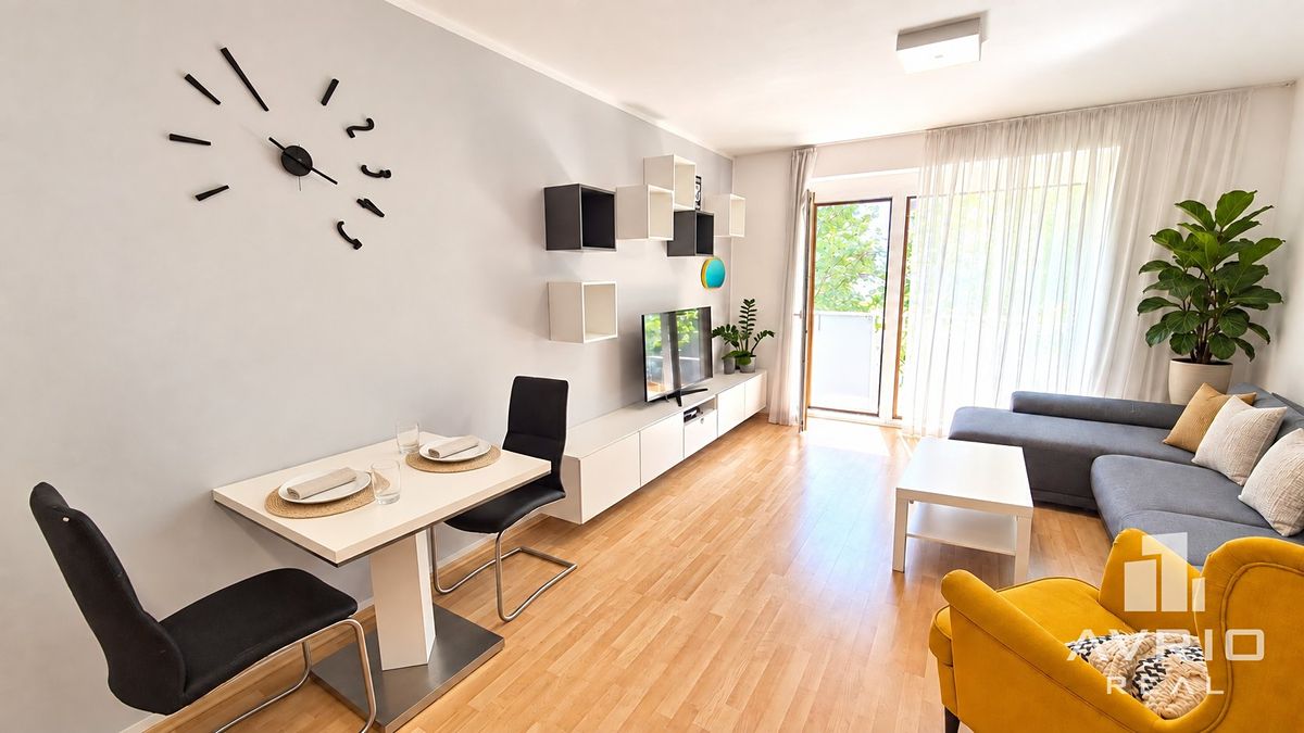 Pronájem bytu 2+kk 59 m² – fotografie 2