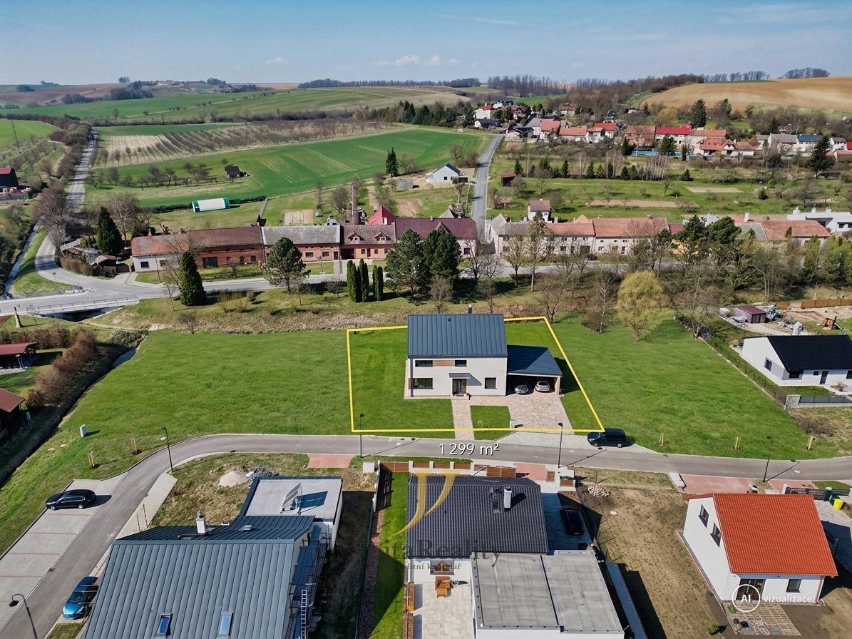 Prodej stavebního pozemku 1299 m²