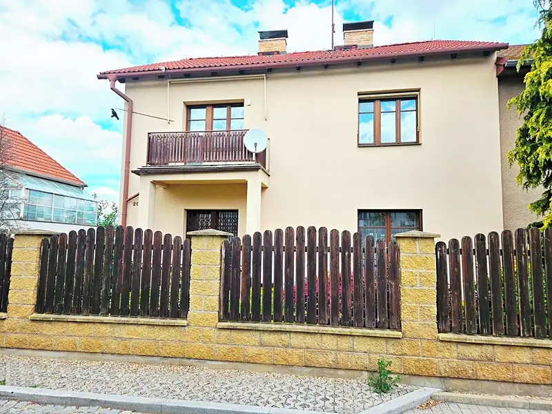 Prodej činžovního domu 330 m², Praha – náhled fotky 3