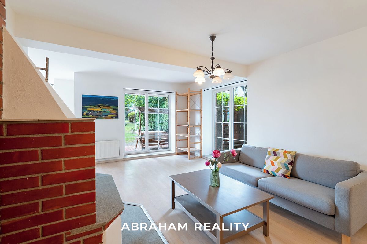 Prodej rodinného domu 237 m², pozemek 1174 m²
