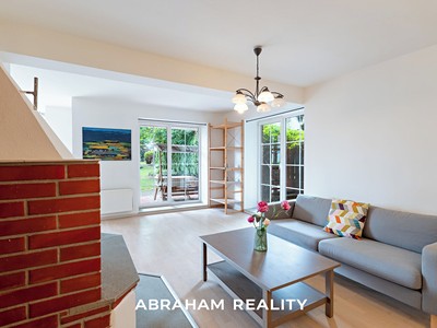 Prodej  rodinného domu 237 m², pozemek 1 174 m²