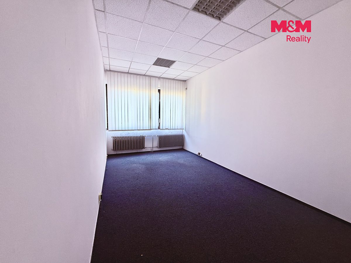 Pronájem kanceláře 20 m² – fotografie 3