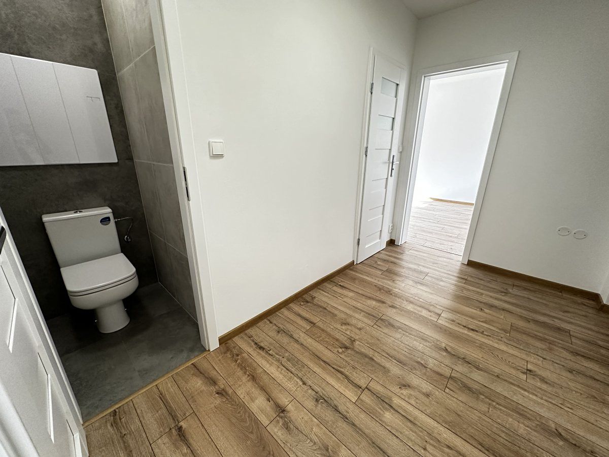Pronájem bytu 2+1 50 m² – fotografie 4