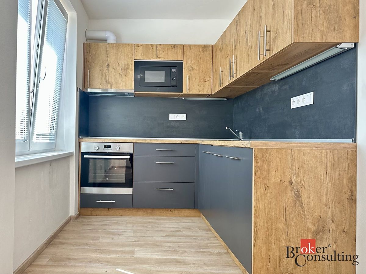 Pronájem bytu 2+kk 42 m²