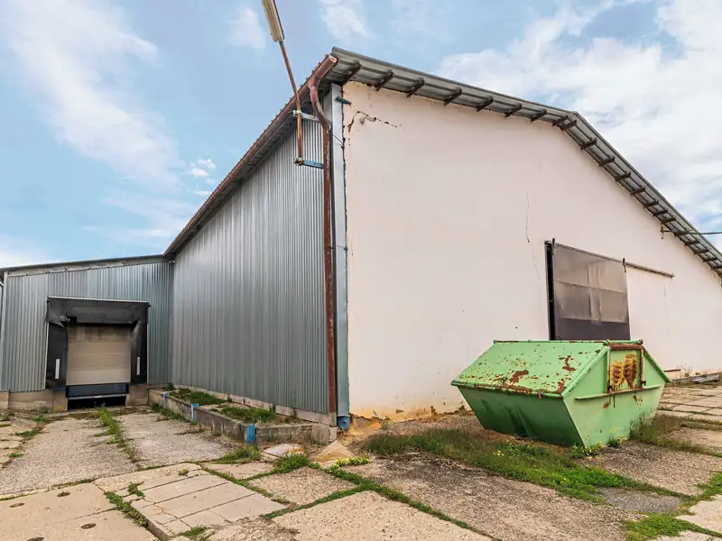 Pronájem skladového prostoru 1450 m², Rakovník – náhled fotky 2