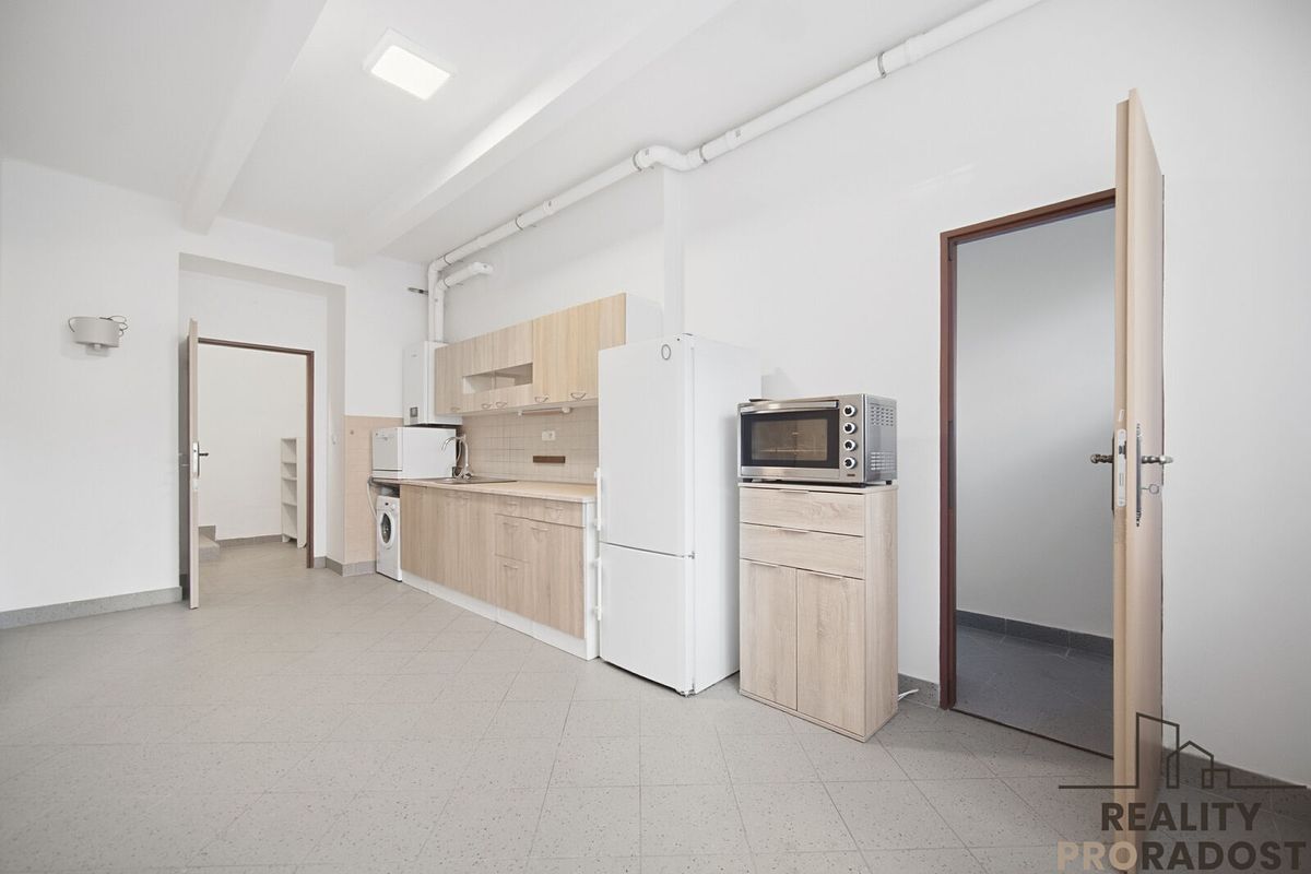 Pronájem bytu 2+kk 55 m² – fotografie 5