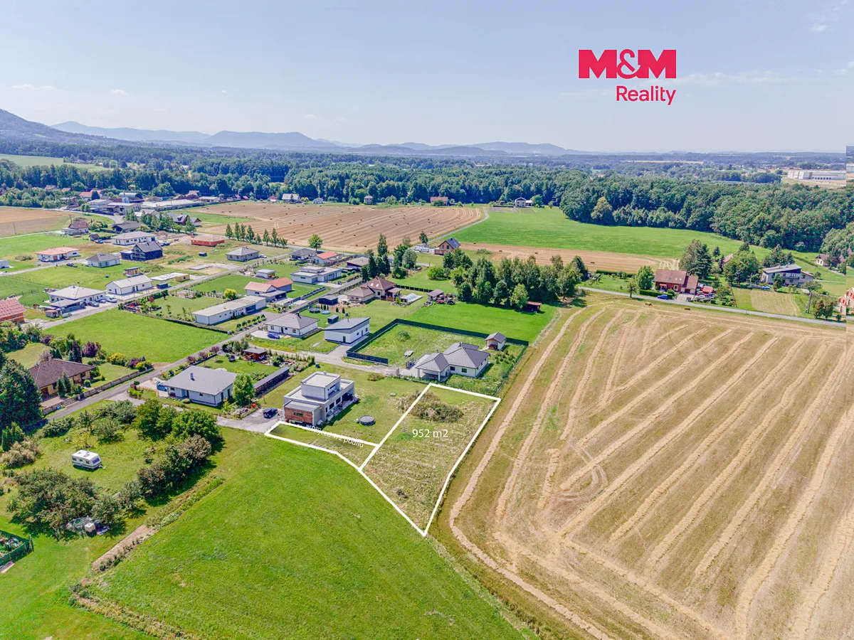 Prodej stavebního pozemku 952 m²