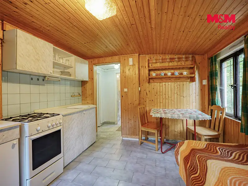 Prodej chaty 47 m², pozemek 47 m², Čerňovice – náhled fotky 3