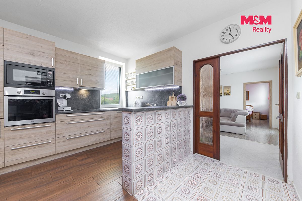 Prodej rodinného domu 190 m², pozemek 6059 m² – fotografie 4