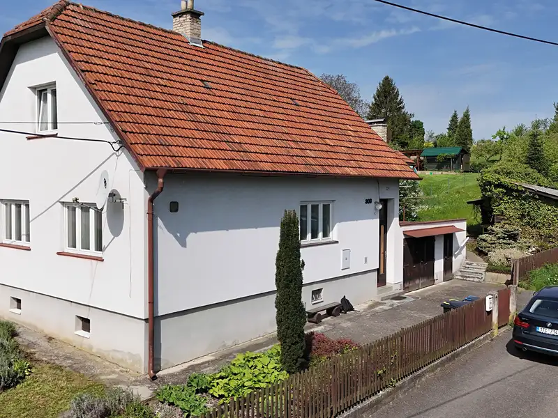 Prodej rodinného domu 177 m², pozemek 1676 m², Poličná – náhled fotky 1