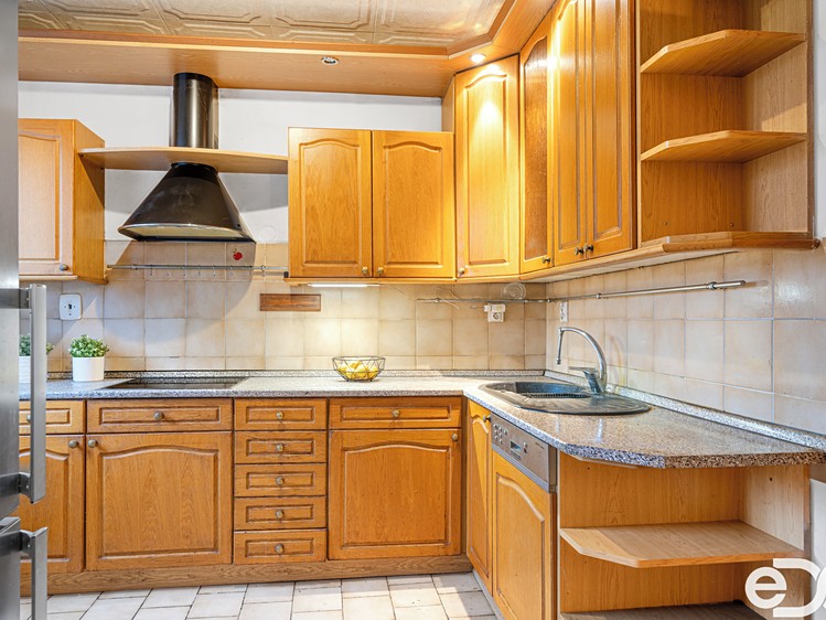 Prodej domu, 210 m² (15 z 28)