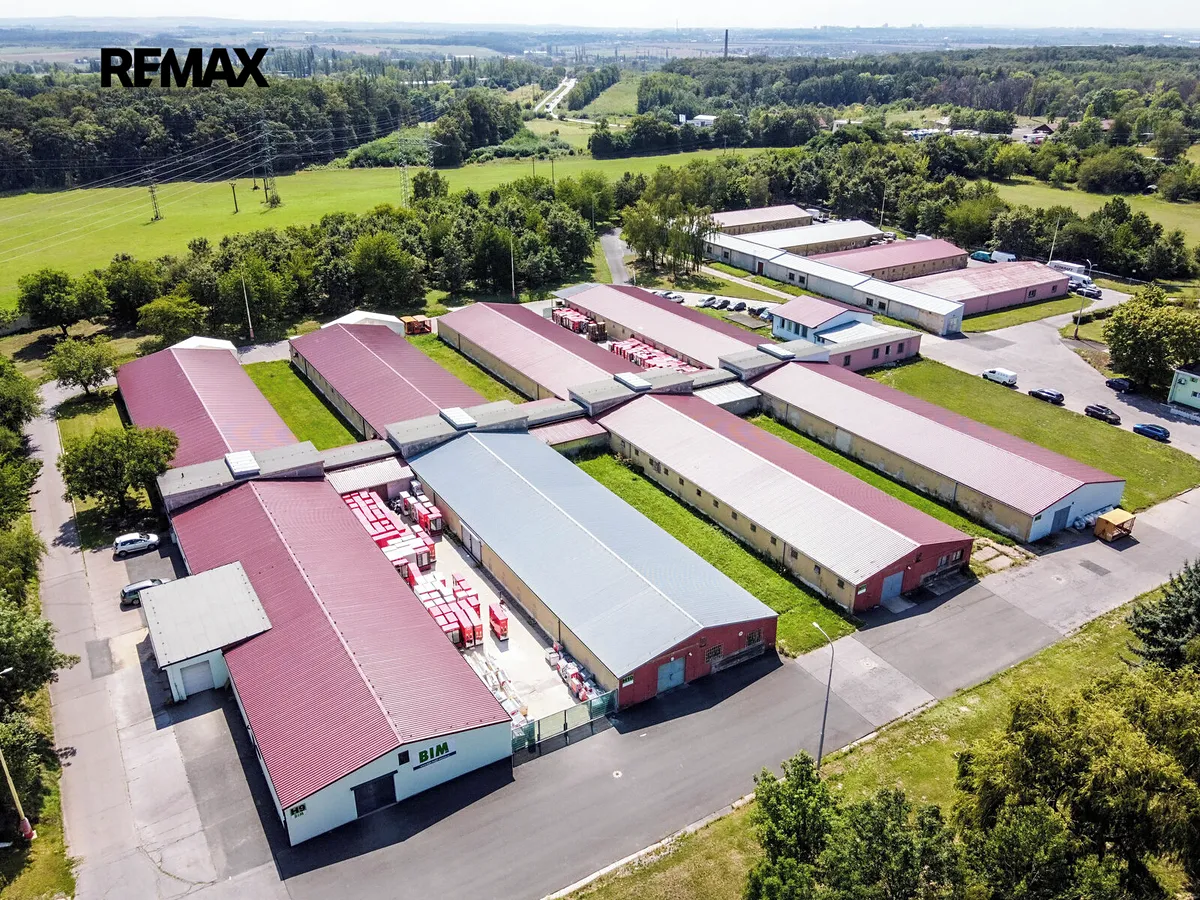 Pronájem komerčního pozemku 378 m²