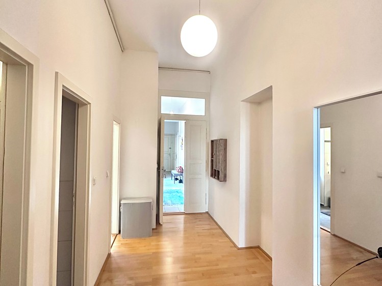 Квартира 3+kk в оренду, 109 м² (10 з 35)
