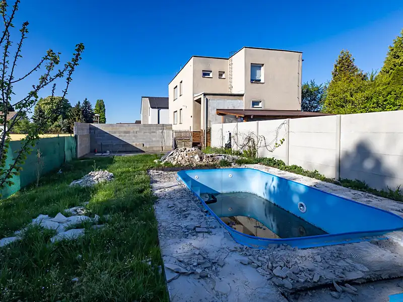 Dražba rodinného domu 108 m², pozemek 339 m², Radonice – náhled fotky 3