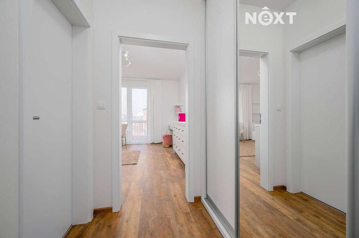 Pronájem bytu 1+kk 32 m² – fotografie 4