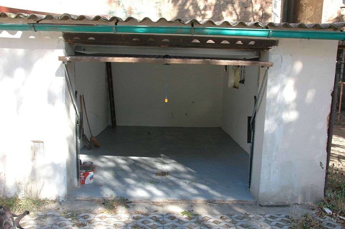 Prodej garáže 20 m² – fotografie 3