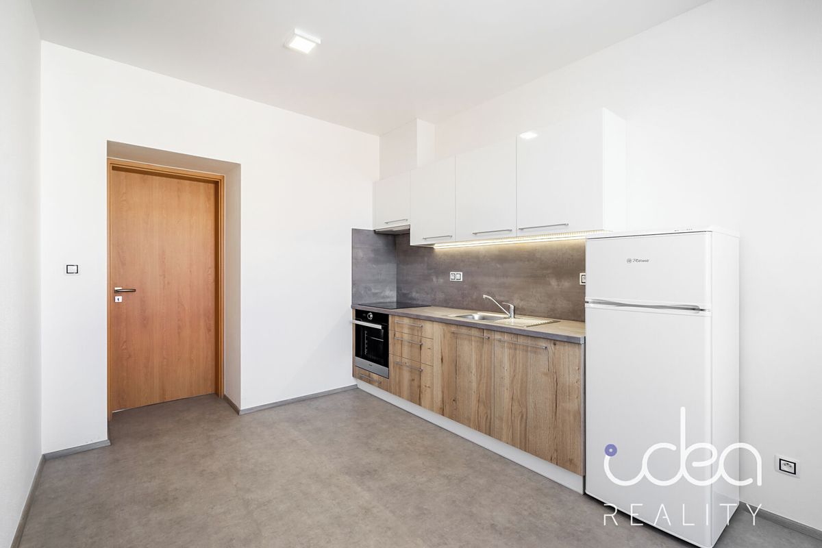 Pronájem bytu 2+kk 46 m² – fotografie 5