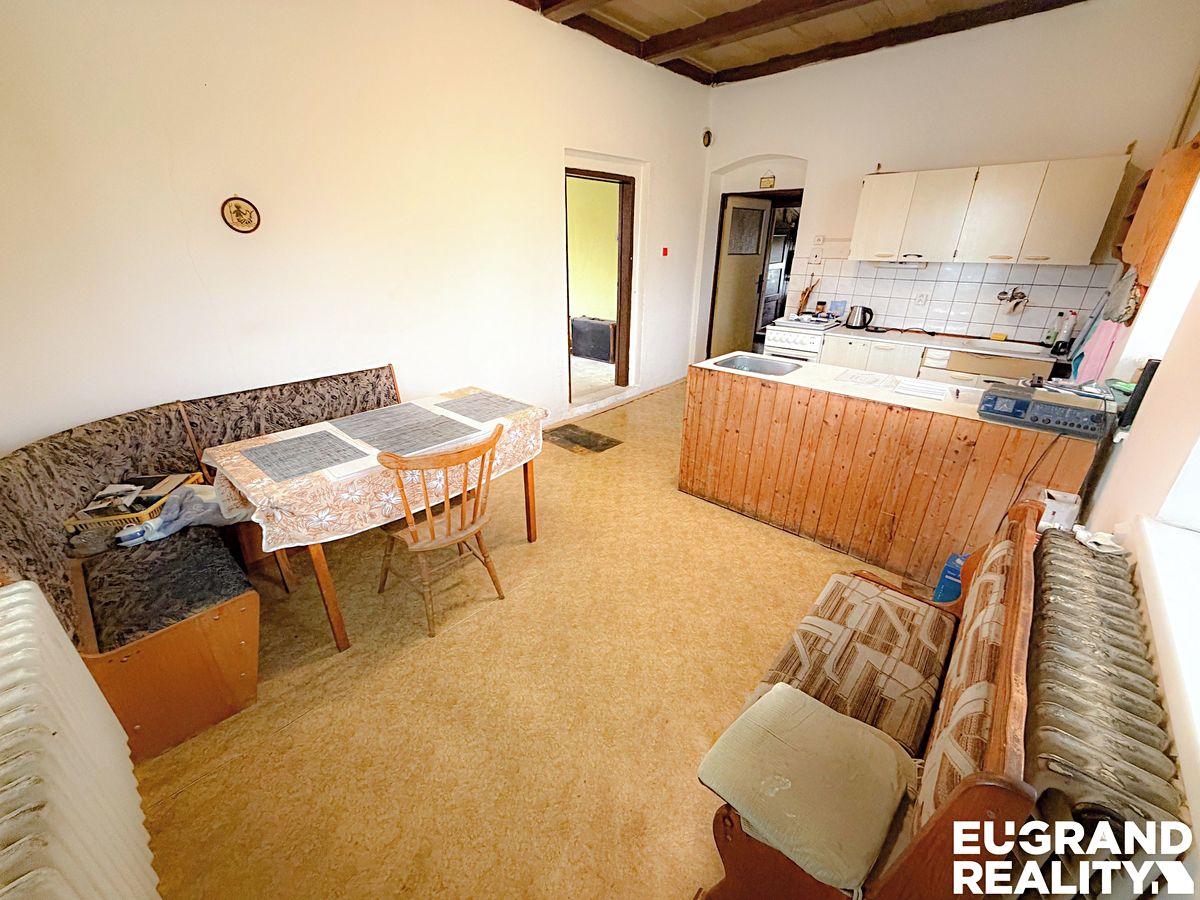 Prodej rodinného domu 107 m², pozemek 543 m² – fotografie 3