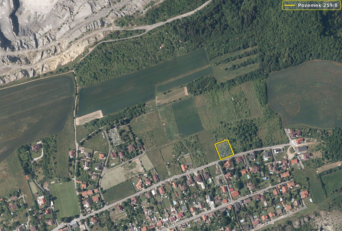 Prodej stavebního pozemku 1506 m² – fotografie 3