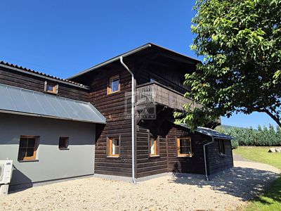 Prodej rodinného domu 138 m², pozemek 1200 m²