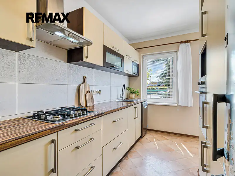 Prodej bytu 2+kk 65 m², Pečky – náhled fotky 3