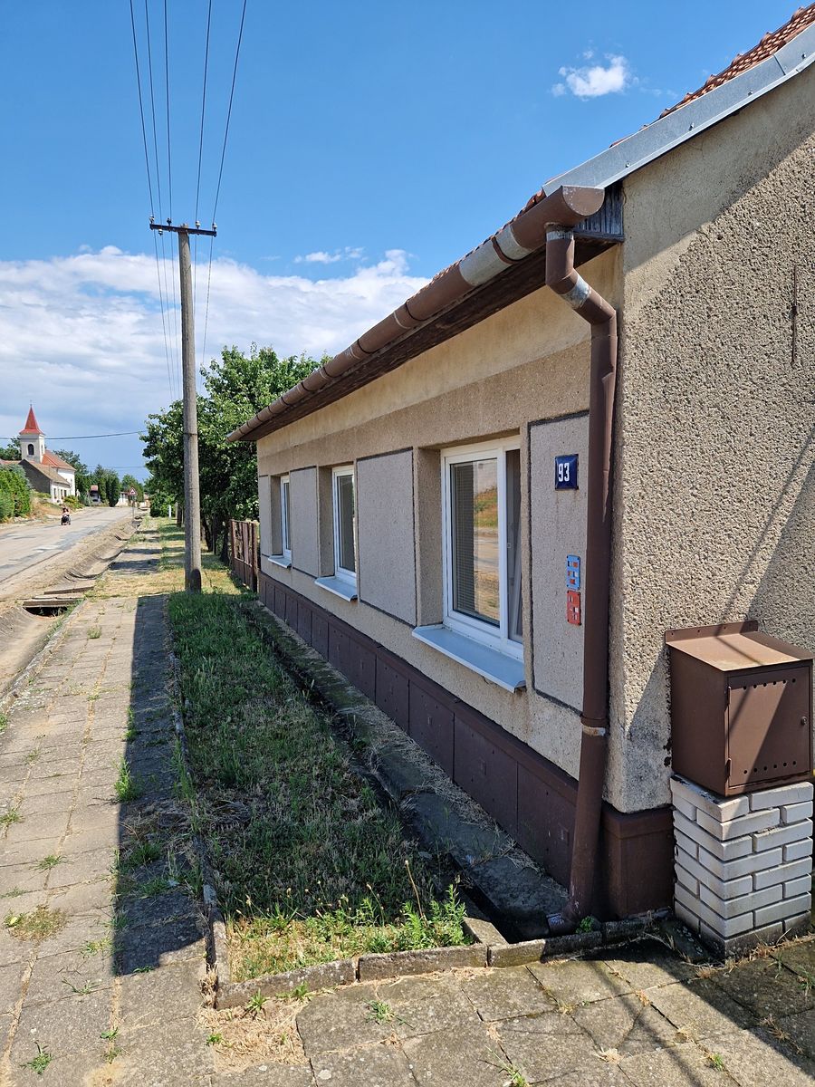 Prodej rodinného domu 150 m², pozemek 2108 m² – fotografie 4