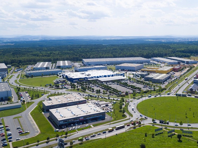 Комерційне приміщення в оренду, 1 067 м² (18 з 23)