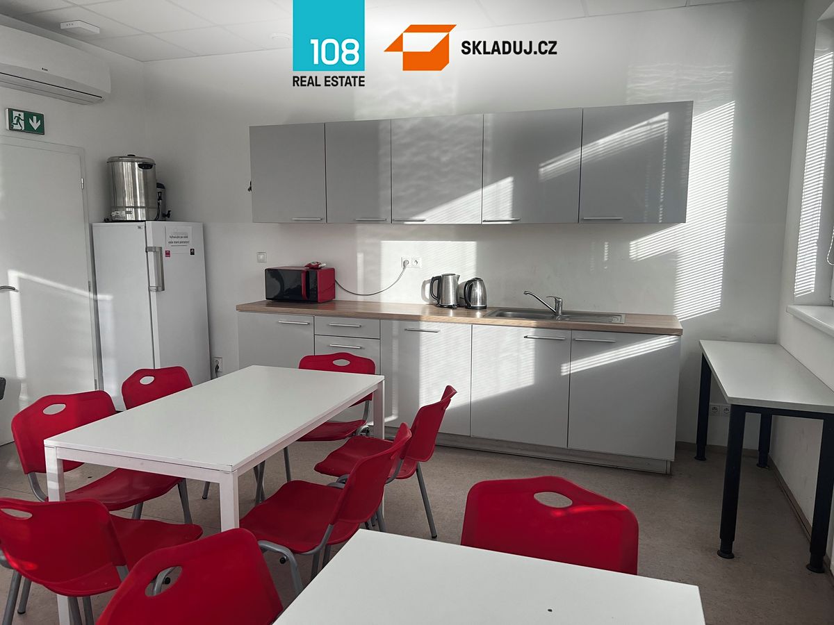 Pronájem skladového prostoru 5155 m² – fotografie 4