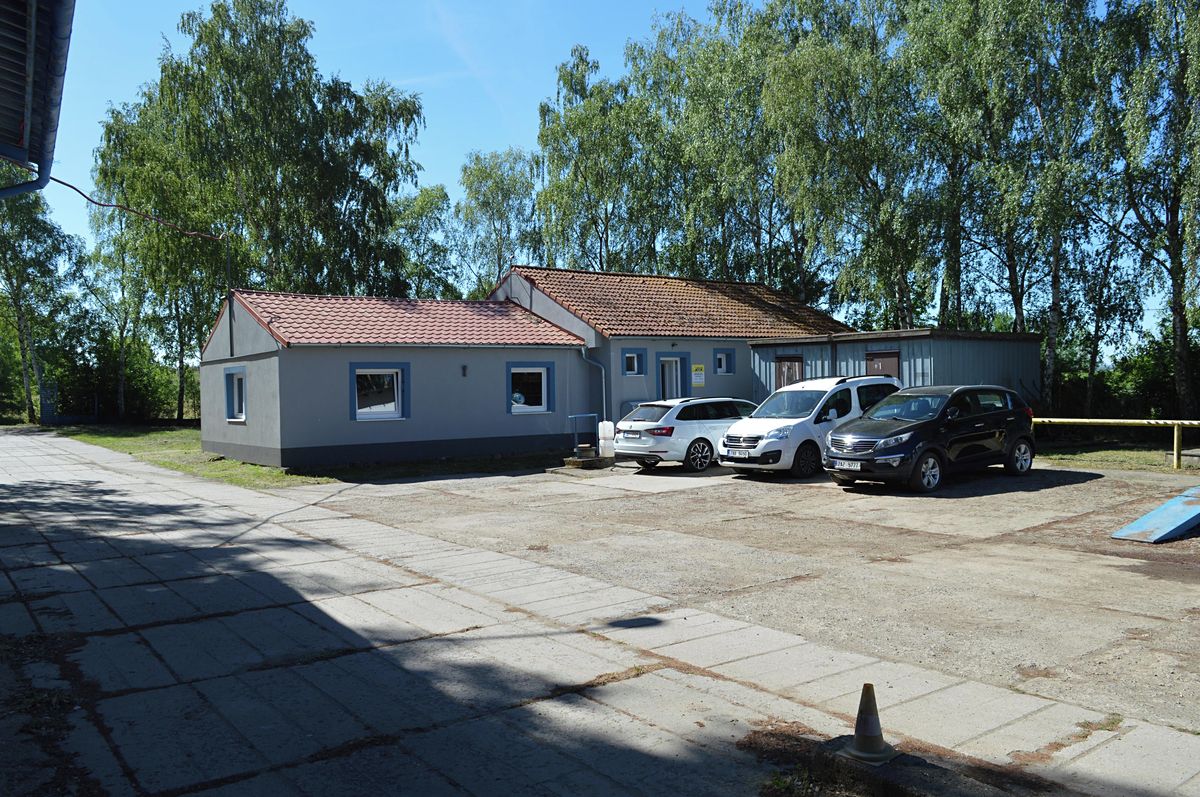 Prodej výrobní haly, prostoru 832 m² – fotografie 3