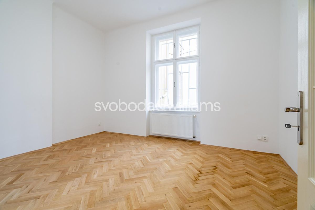 Pronájem bytu 3+kk 86 m² – fotografie 4