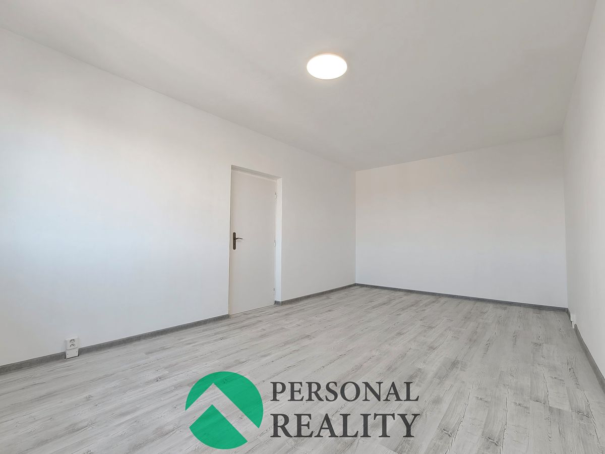 Pronájem bytu 1+1 42 m² – fotografie 2