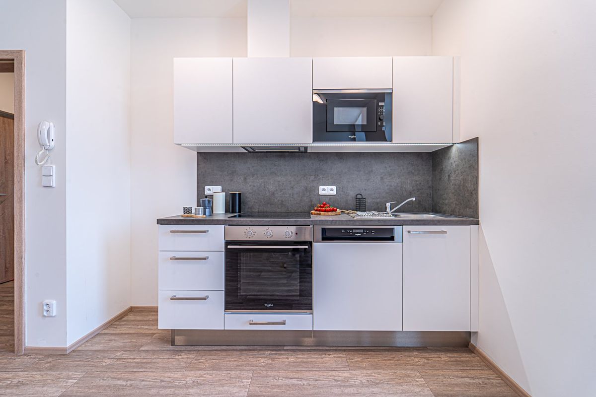 Pronájem bytu 1+kk 33 m² – fotografie 5