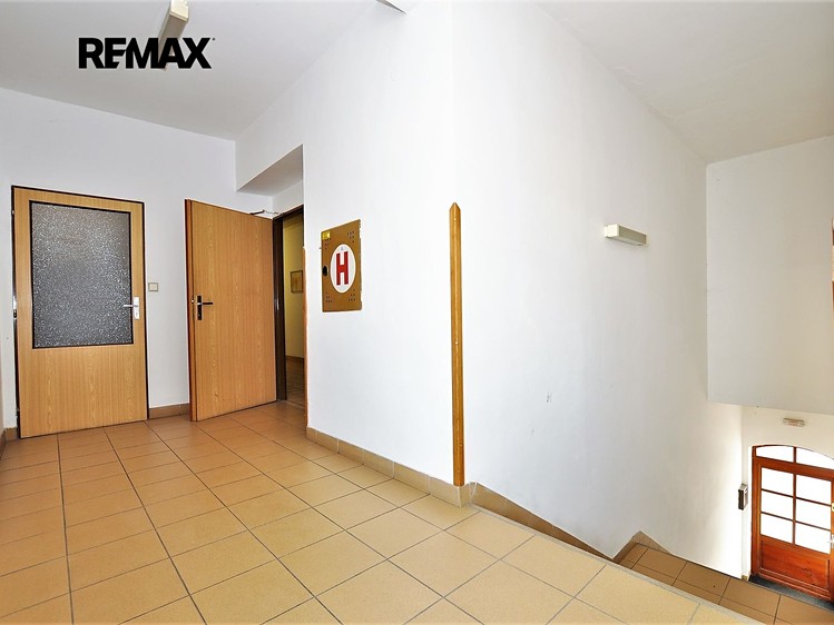Pronájem komerčního prostoru, 20 m² (5 z 10)