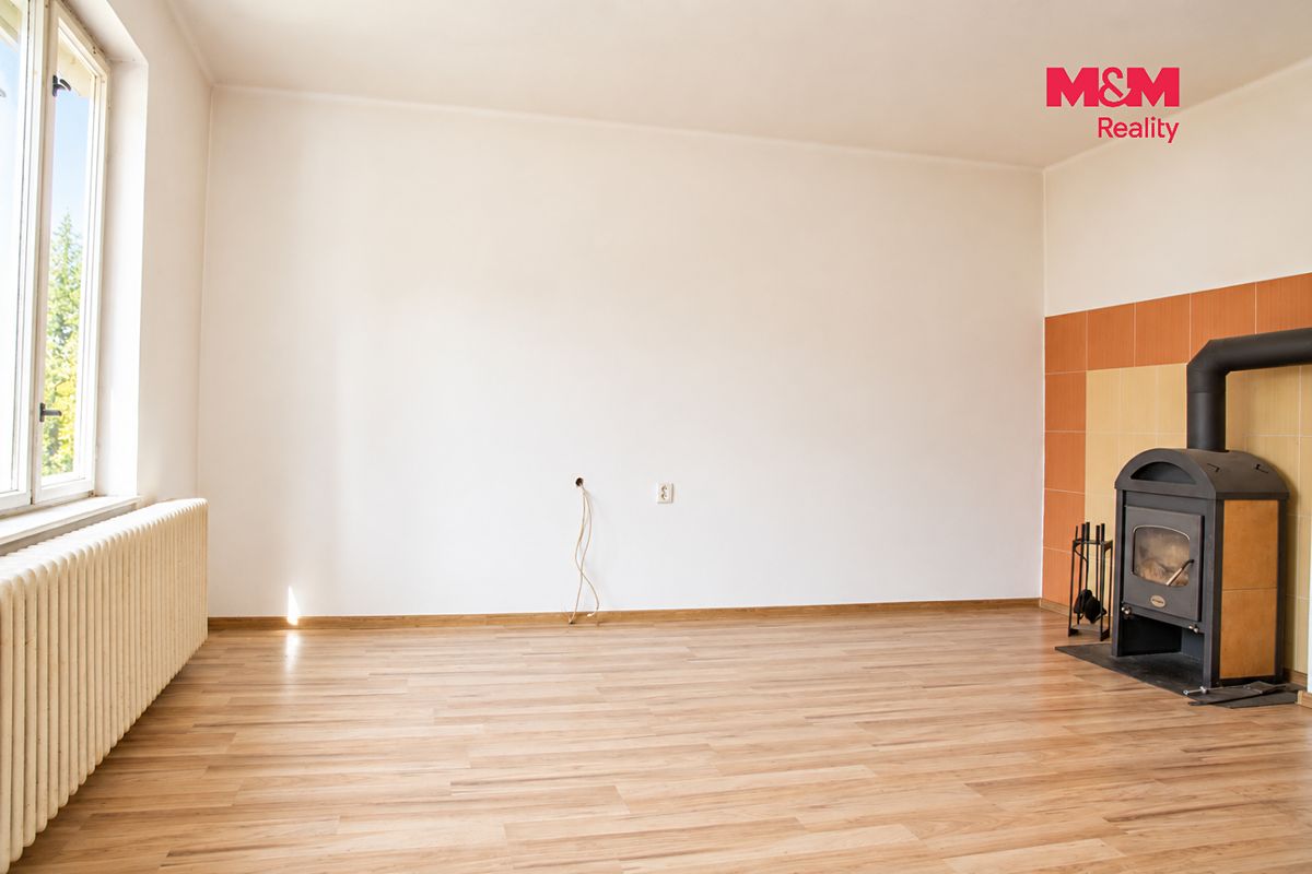 Prodej rodinného domu 135 m², pozemek 376 m² – fotografie 3