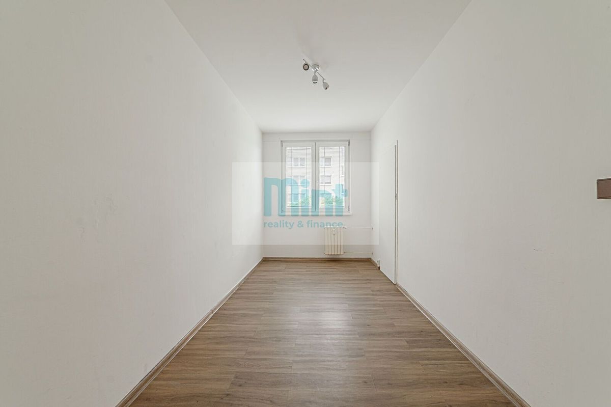 Pronájem bytu 2+1 45 m² – fotografie 4