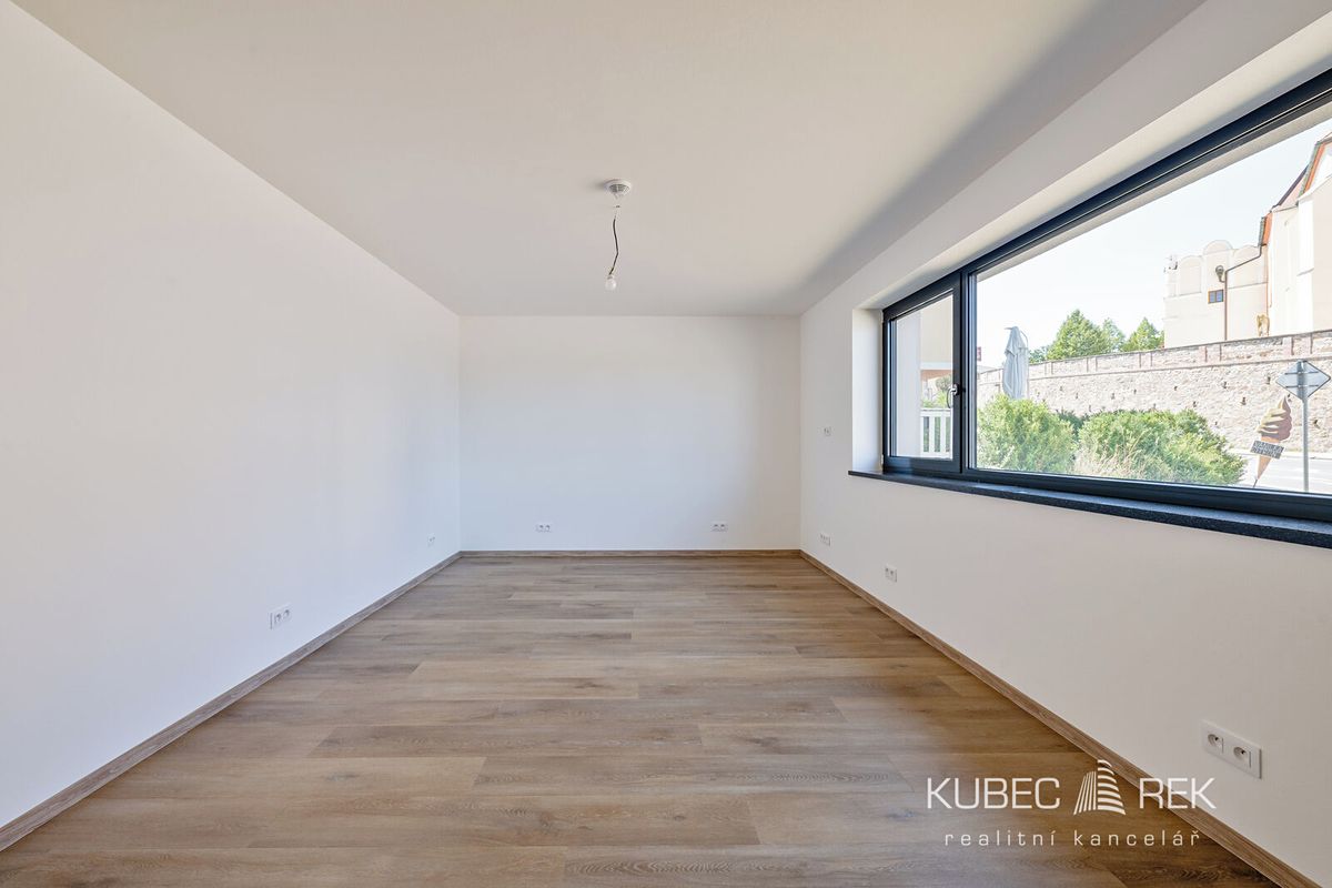 Prodej bytu 2+kk 62 m² – fotografie 2
