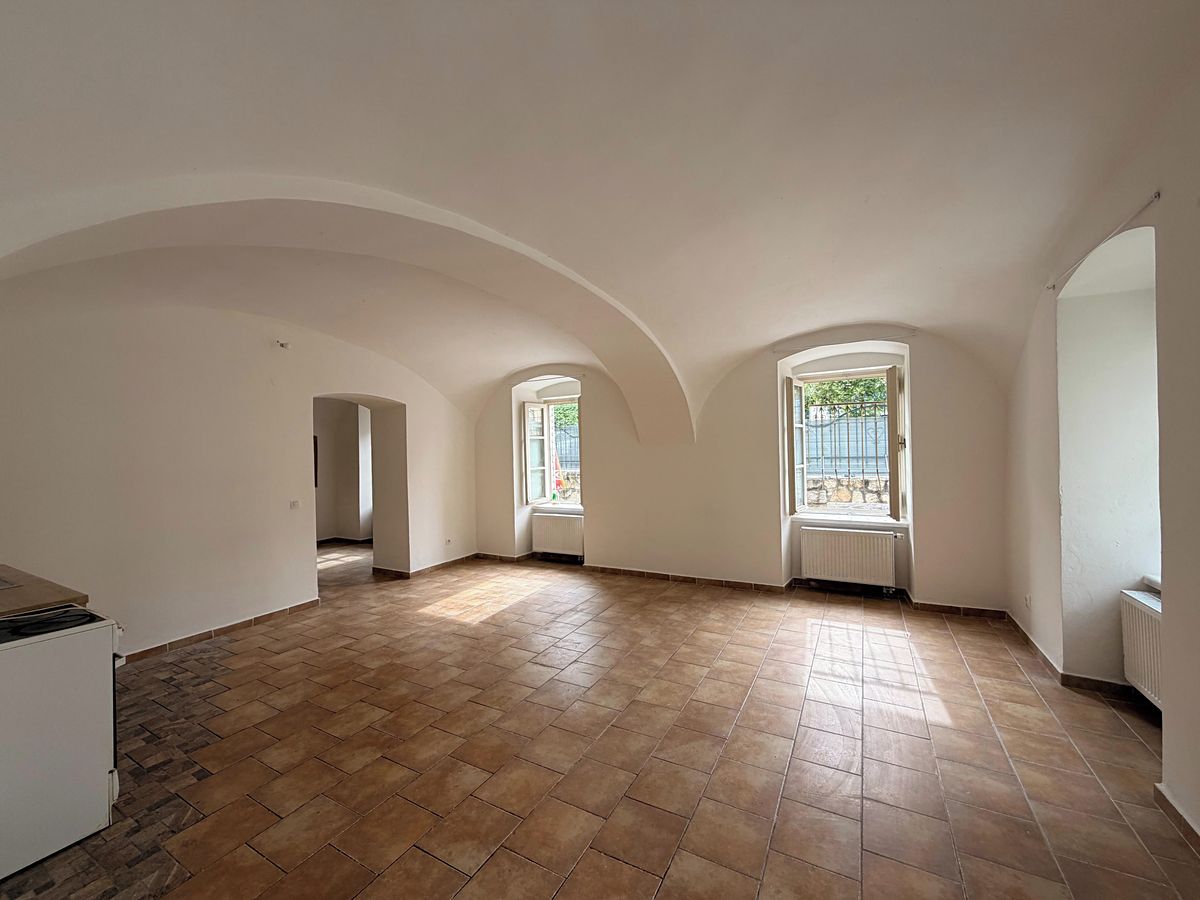 Pronájem bytu 3+kk 100 m²