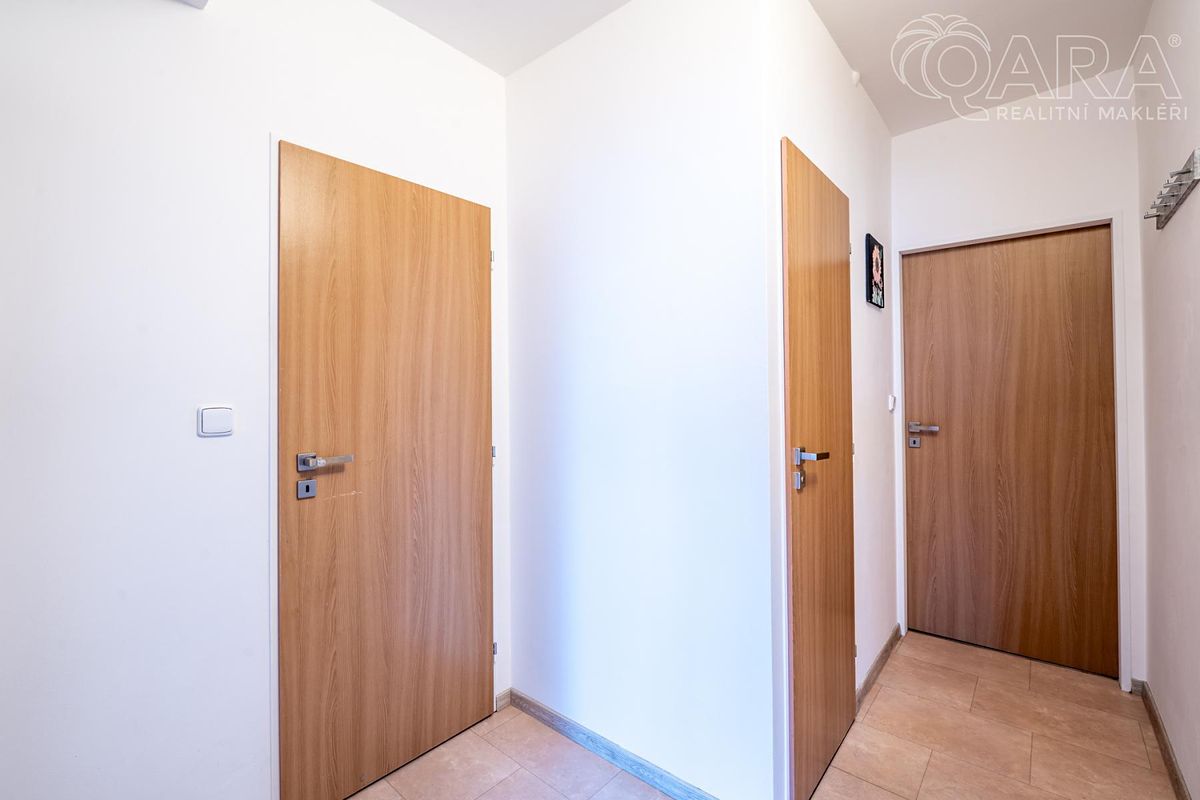 Pronájem bytu 3+kk 52 m² – fotografie 2