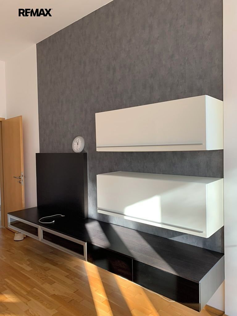Pronájem bytu 2+kk 60 m² – fotografie 4
