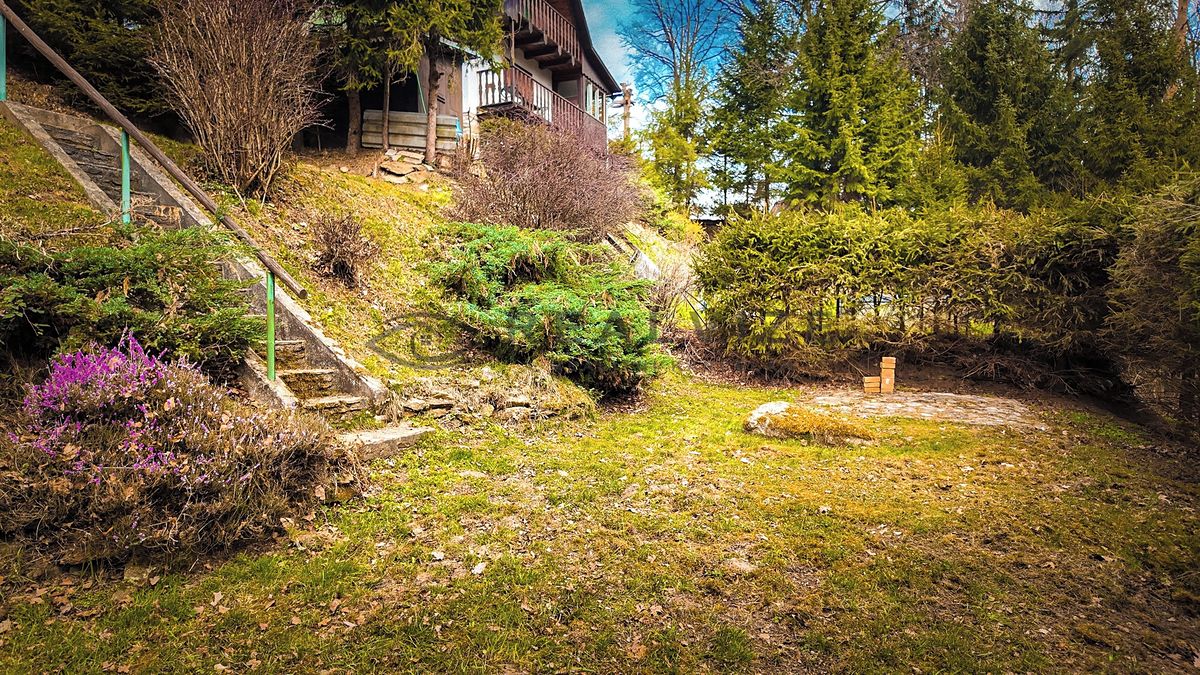 Prodej chaty 45 m², pozemek 546 m² – fotografie 2