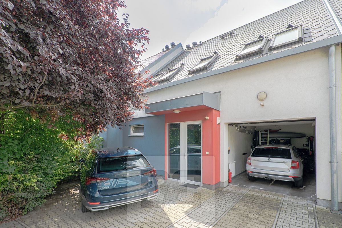 Pronájem rodinného domu 148 m², pozemek 225 m²