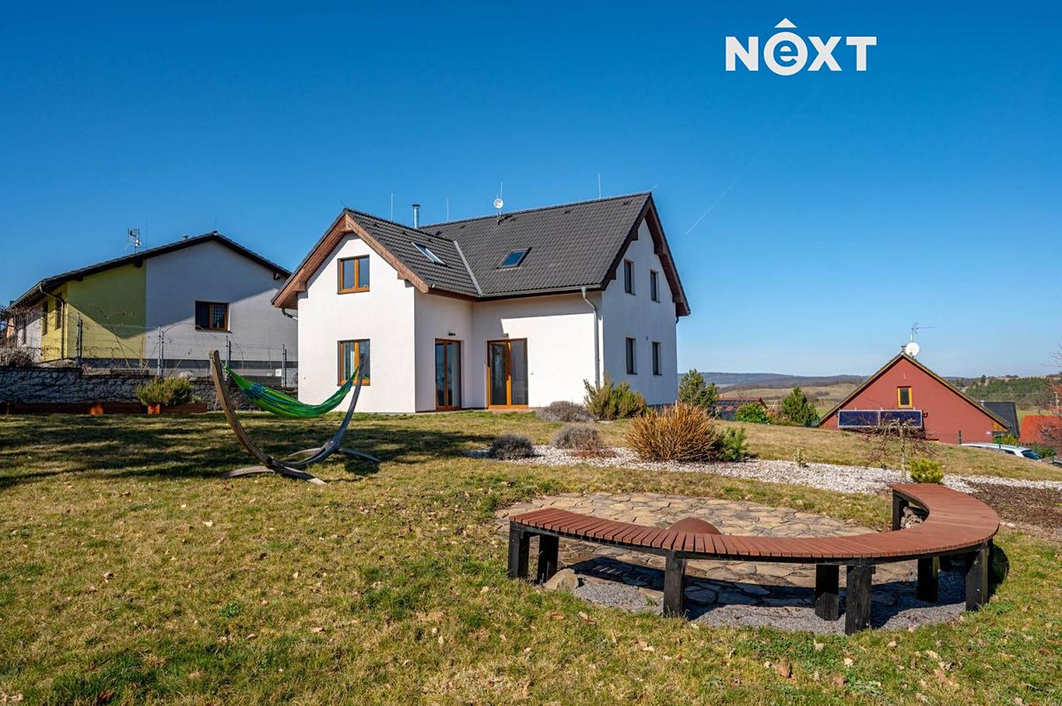Prodej rodinného domu 140 m², pozemek 1031 m² – fotografie 4