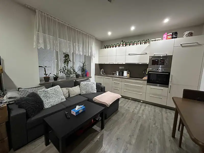 Pronájem bytu 2+kk 43 m², Jičín – náhled fotky 1