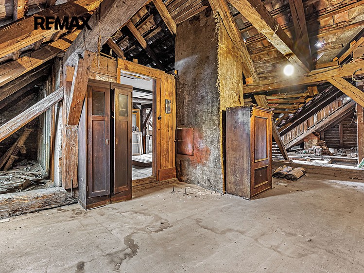 Комерційне приміщення на продаж, 250 м² (16 з 20)
