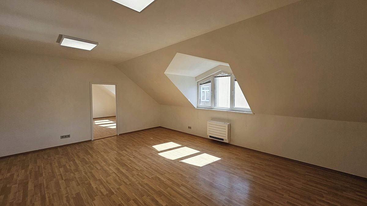 Pronájem bytu 2+kk 66 m² – fotografie 5