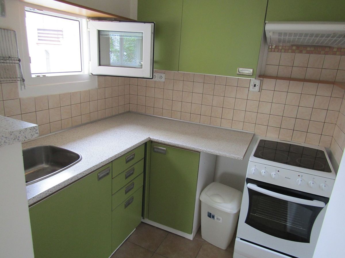 Pronájem bytu 3+1 90 m² – fotografie 2